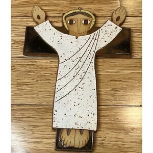 Saint Andrew's Abbey Ceramics Risen Christ Wall Hanging Plaque 11.5” Crucifix
